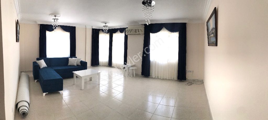 THE APARTMENT IS LOCATED IN THE CENTER OF KASKAR DISTRICT, WITH SUPER DECOR,NO COST, LARGE 3+2 APARTMENT , 135 M2, CREDIT CARD TEL : 0542 867 1000 ONER ** 