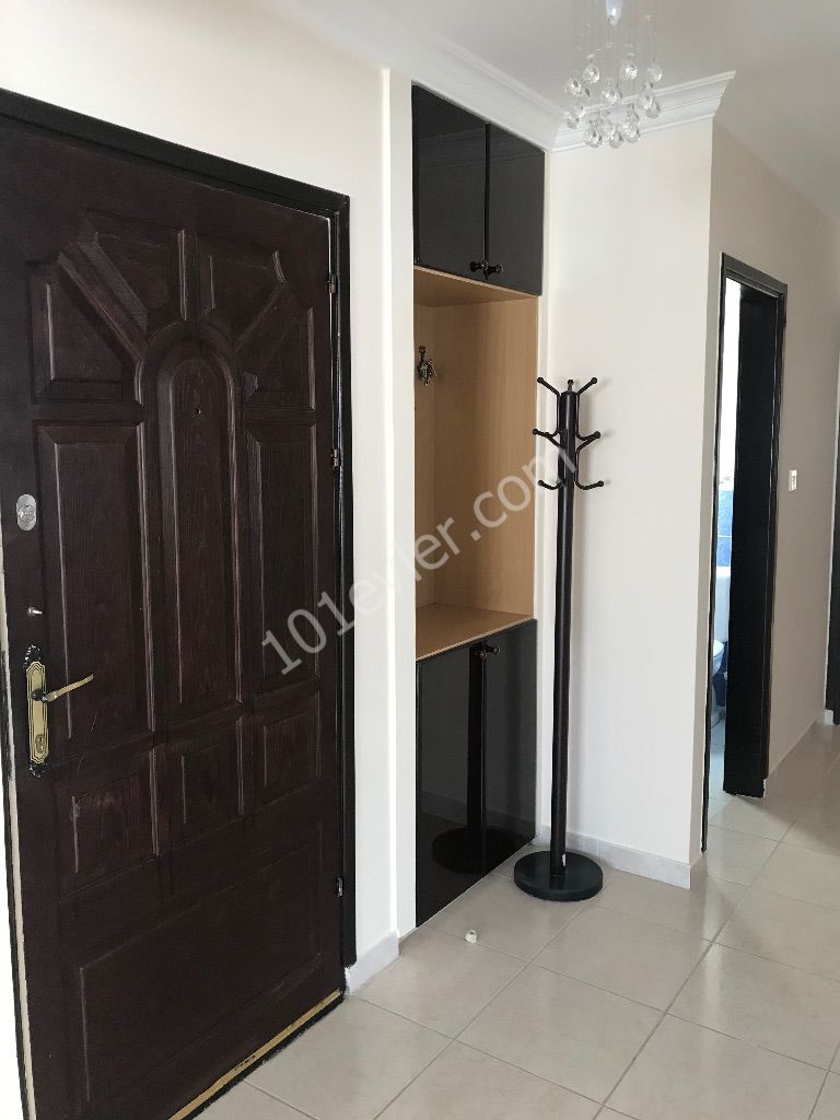 THE APARTMENT IS LOCATED IN THE CENTER OF KASKAR DISTRICT, WITH SUPER DECOR,NO COST, LARGE 3+2 APARTMENT , 135 M2, CREDIT CARD TEL : 0542 867 1000 ONER ** 