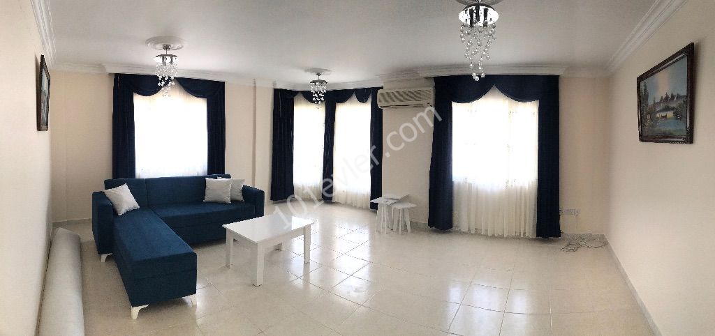 THE APARTMENT IS LOCATED IN THE CENTER OF KASKAR DISTRICT, WITH SUPER DECOR,NO COST, LARGE 3+2 APARTMENT , 135 M2, CREDIT CARD TEL : 0542 867 1000 ONER ** 