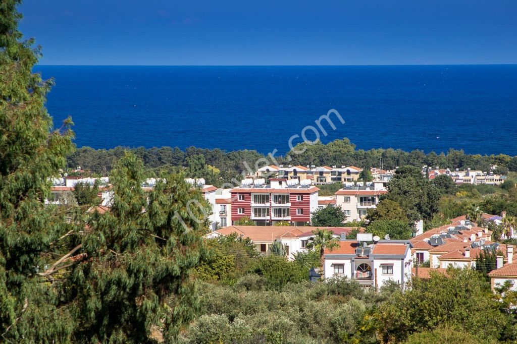 GIRNE ALSANCAK, 1 + 1 PENTHOUSE DAIRE, 50 M2+35M2 Terrasse, BALKON, Möbliert, Meer und Bergblick ** 