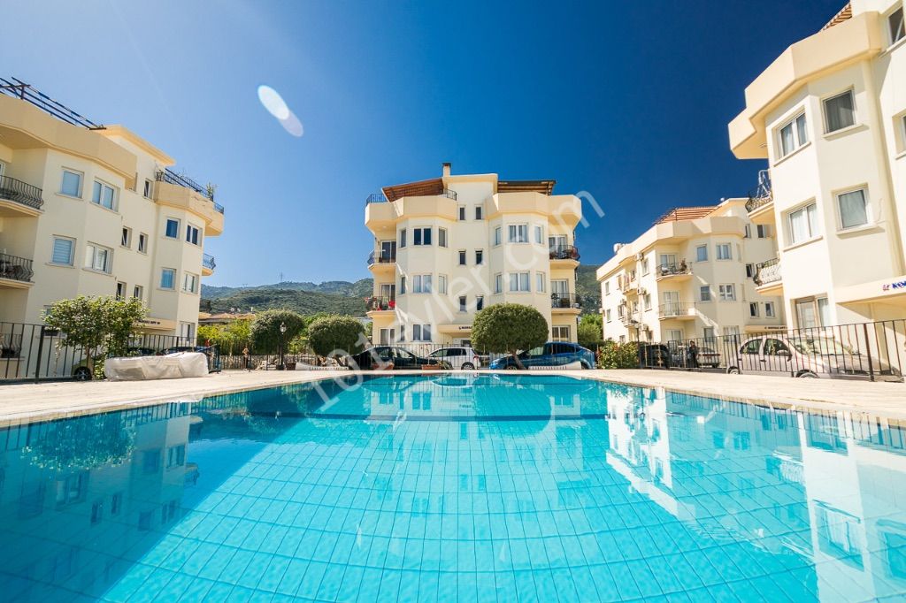 GIRNE ALSANCAK , POOLSIDE , SPACIOUS 3+1 APARTMENT , CLOSE TO EVERYWHERE , PARKING , ESYALI ** 