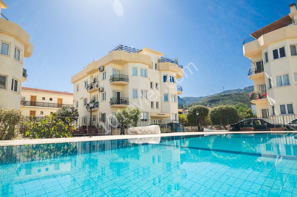 GIRNE ALSANCAK , POOLSIDE , SPACIOUS 3+1 APARTMENT , CLOSE TO EVERYWHERE , PARKING , ESYALI ** 