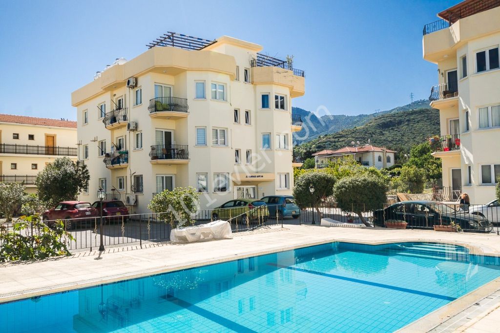 GIRNE ALSANCAK , HAVUZLU SITEDE , GENIS 3+1 DAIRE , HERYERE YAKIN , OTOPARK , ESYALI