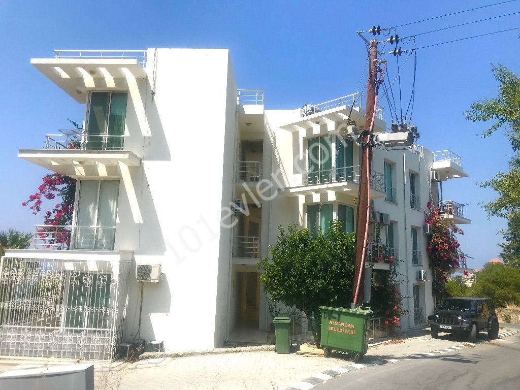 GIRNE-ALSANCAK , FULL ESYALI 1+1 DAIRE , DENIZ VE DAG MANZARALI , KOCAN HAZIR