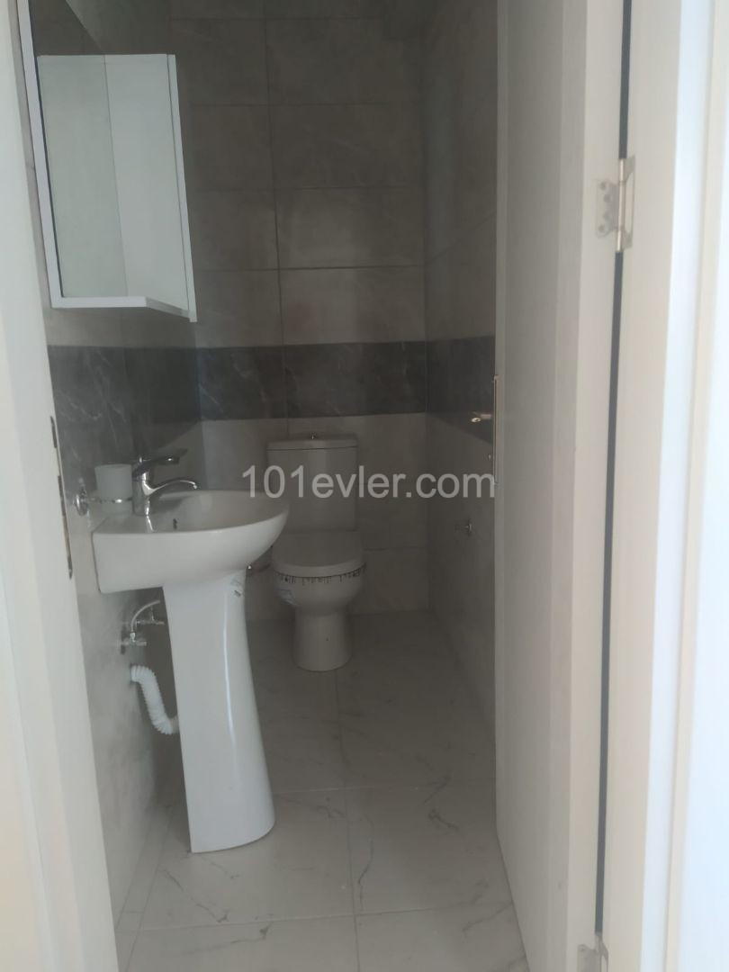 3+1 WOHNUNG ZUM VERKAUF IN KYRENIA LAPTA ** 