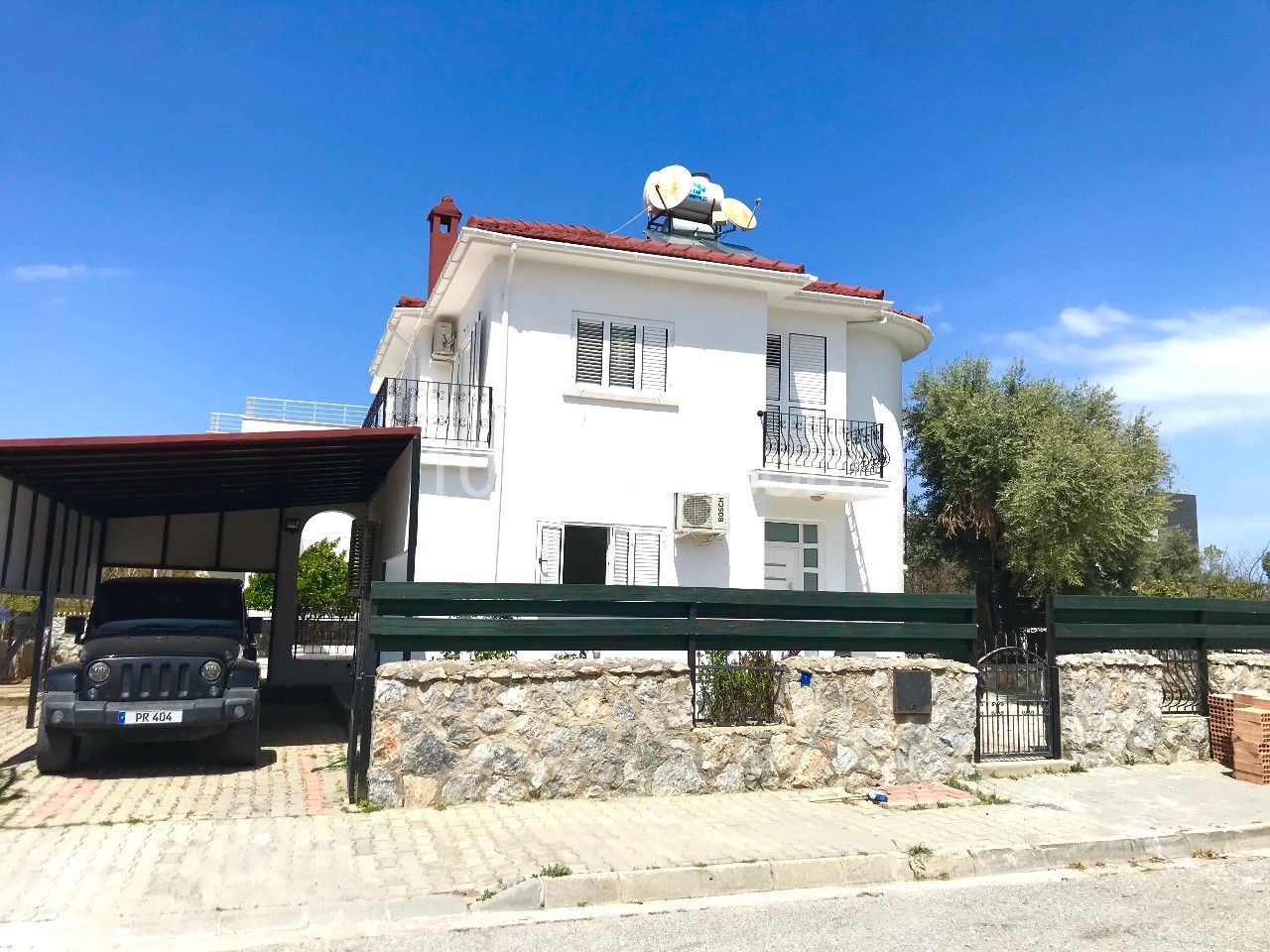 Villa For Sale in Çatalköy, Kyrenia