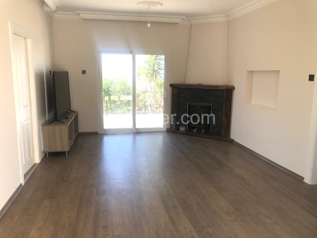 Villa For Sale in Çatalköy, Kyrenia