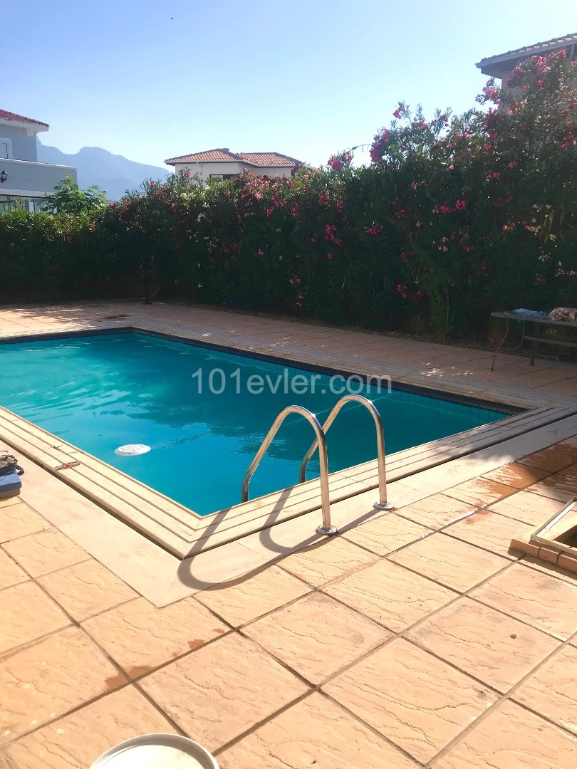 Villa For Sale in Çatalköy, Kyrenia