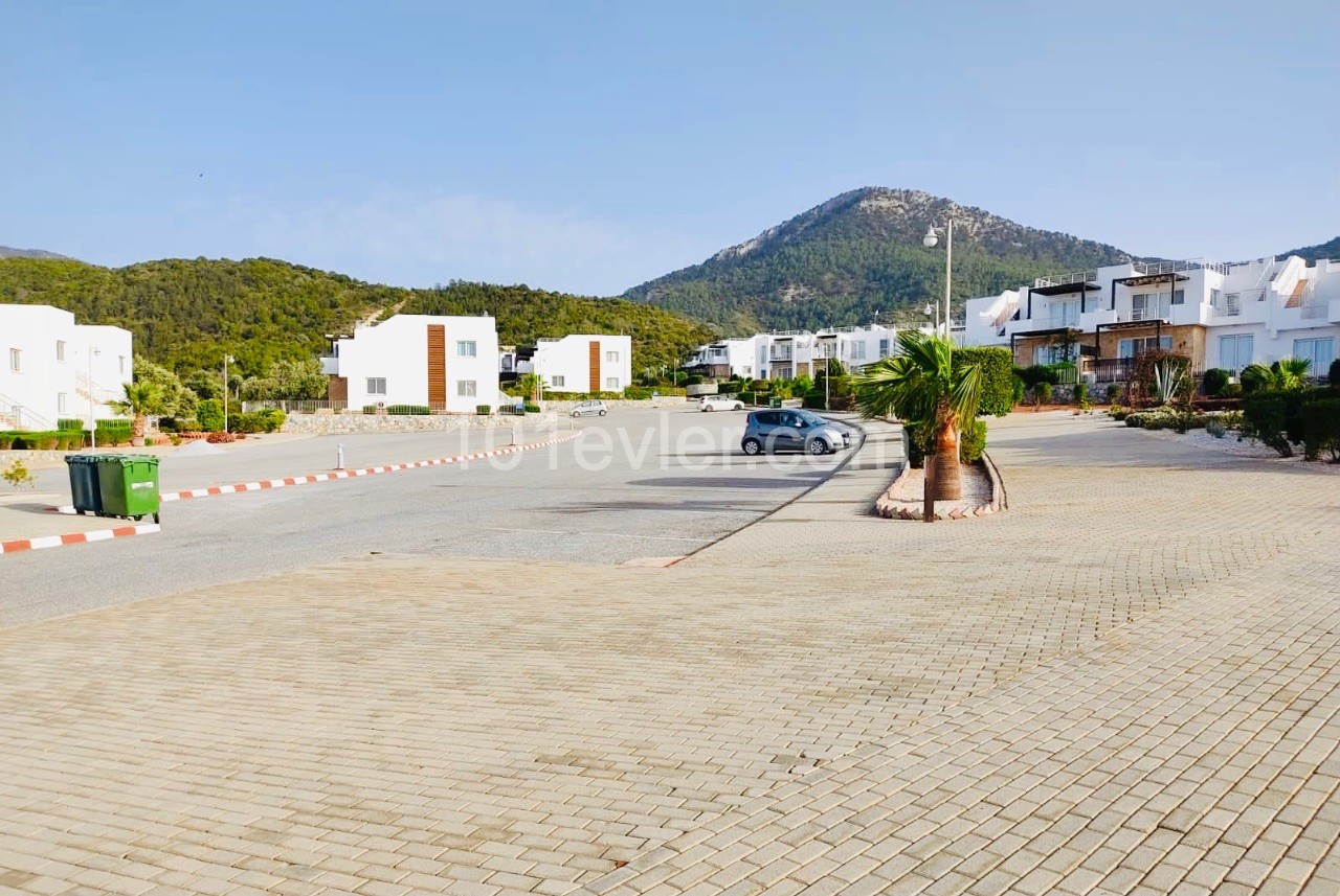 MAGUSA FRESHWATER , POOLSIDE SITE, SUPER VIEW, GENIS 2+1 APARTMENT, OWN GARDEN AND TERRACE ** 