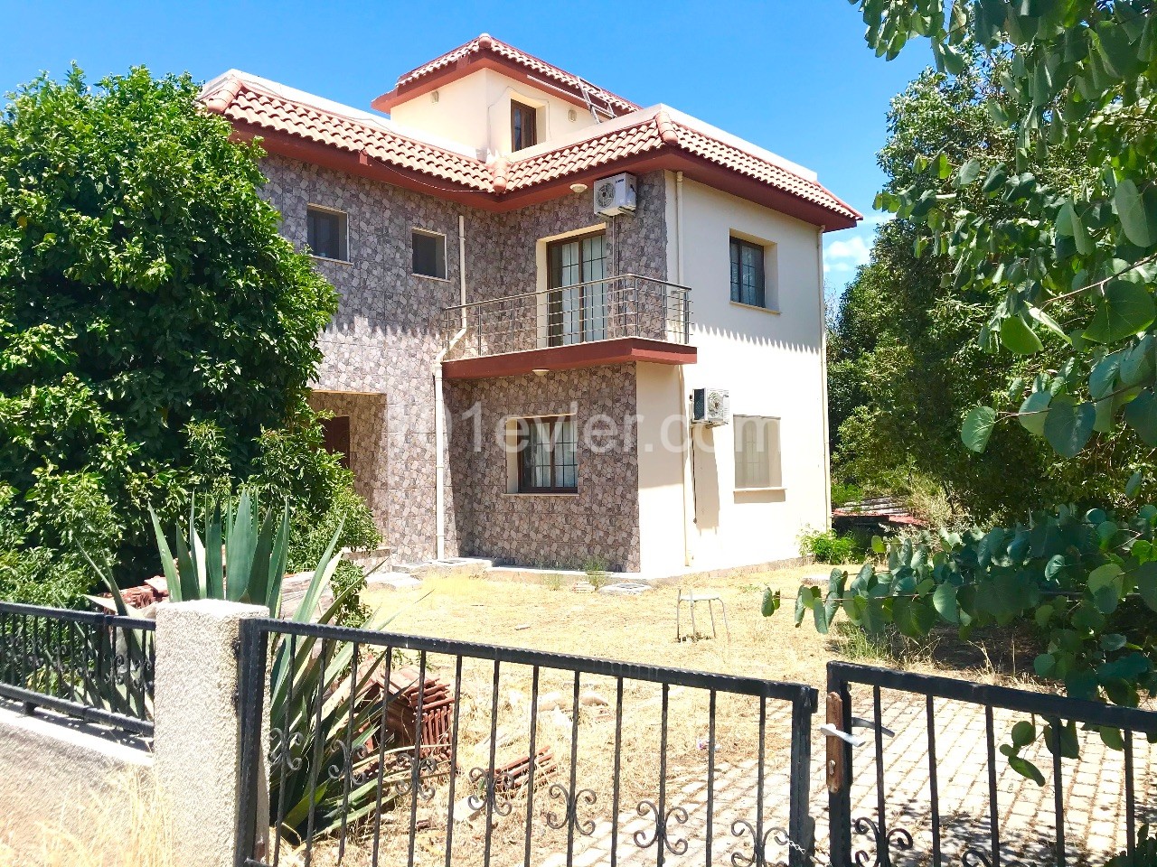 GIRNE KARAOGLANOGLU , MUSTAKIL VILLA 250 M2, ON THE GAU ROAD, ON THE HIGHWAY, SUITABLE FOR DECOMMISSIONING, 700 M2 PLOT ** 