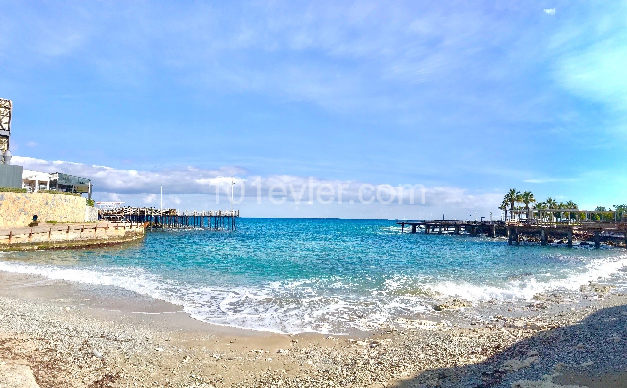 GIRNE KARAOGLANOGLU, SEA AND BEACH 100M, NEAR KAYA PALAZZO, GARDEN FLAT, CLOSE TO EVERYTHING ** 