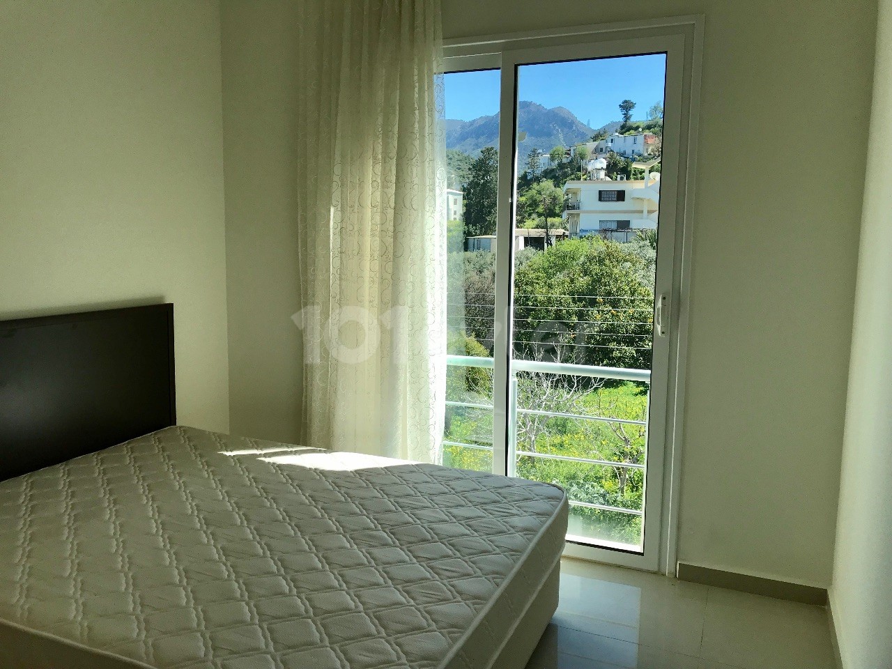 GIRNE ALSANCAK , 1 BEDROOM WITH BALCONY , GREAT VIEWS , PRIVATE TERRACE , FURNISHED , READY TO MOVE IN