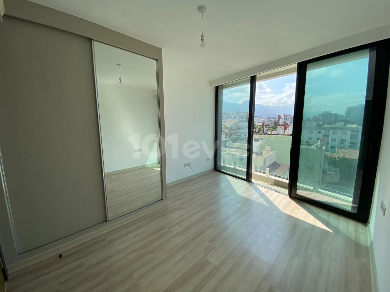 1+1 NEW FLAT FOR SALE IN A RESIDENCE IN KYRENIA