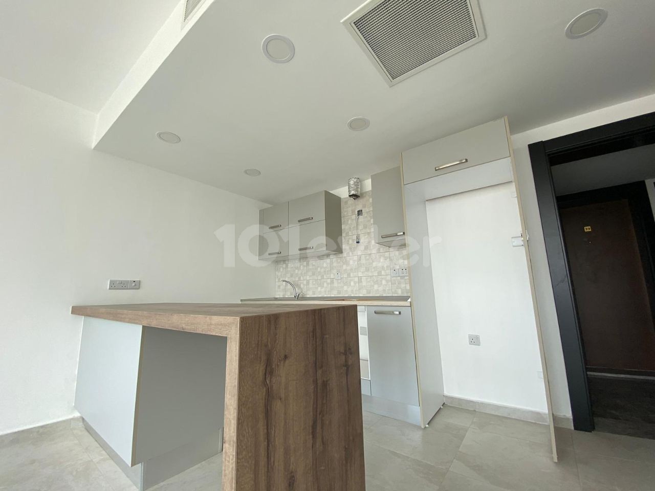 1+1 NEW FLAT FOR SALE IN A RESIDENCE IN KYRENIA