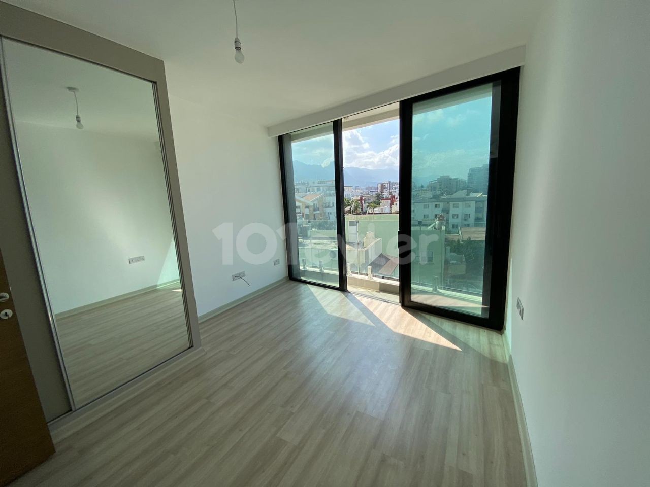 1+1 NEW FLAT FOR SALE IN A RESIDENCE IN KYRENIA