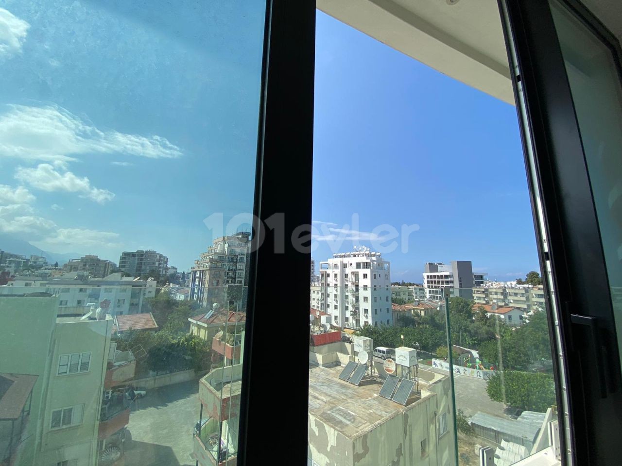 1+1 NEW FLAT FOR SALE IN A RESIDENCE IN KYRENIA