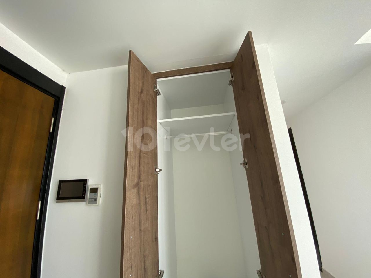 1+1 NEW FLAT FOR SALE IN A RESIDENCE IN KYRENIA