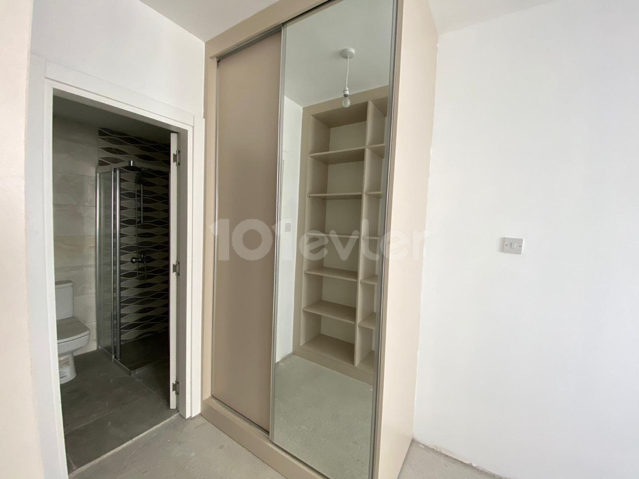 3+1 NEW FLAT FOR SALE IN KYRENIA CENTER