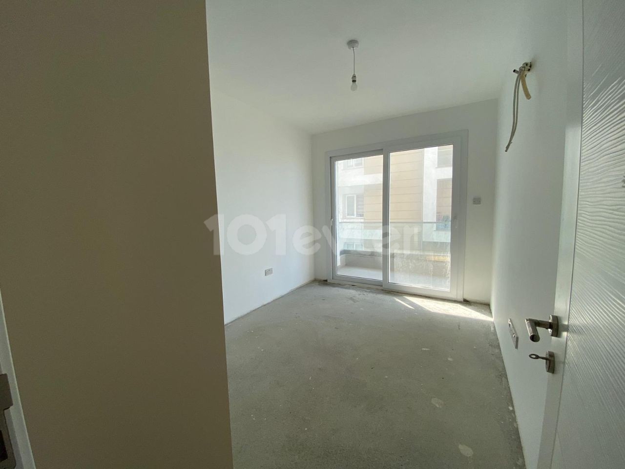 3+1 NEW FLAT FOR SALE IN KYRENIA CENTER