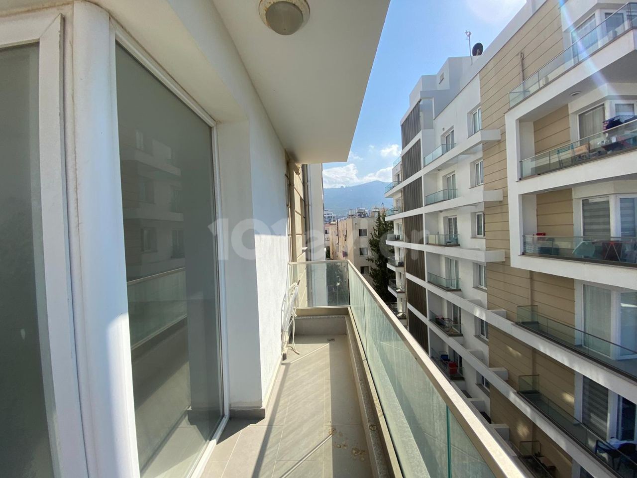 3+1 NEW FLAT FOR SALE IN KYRENIA CENTER