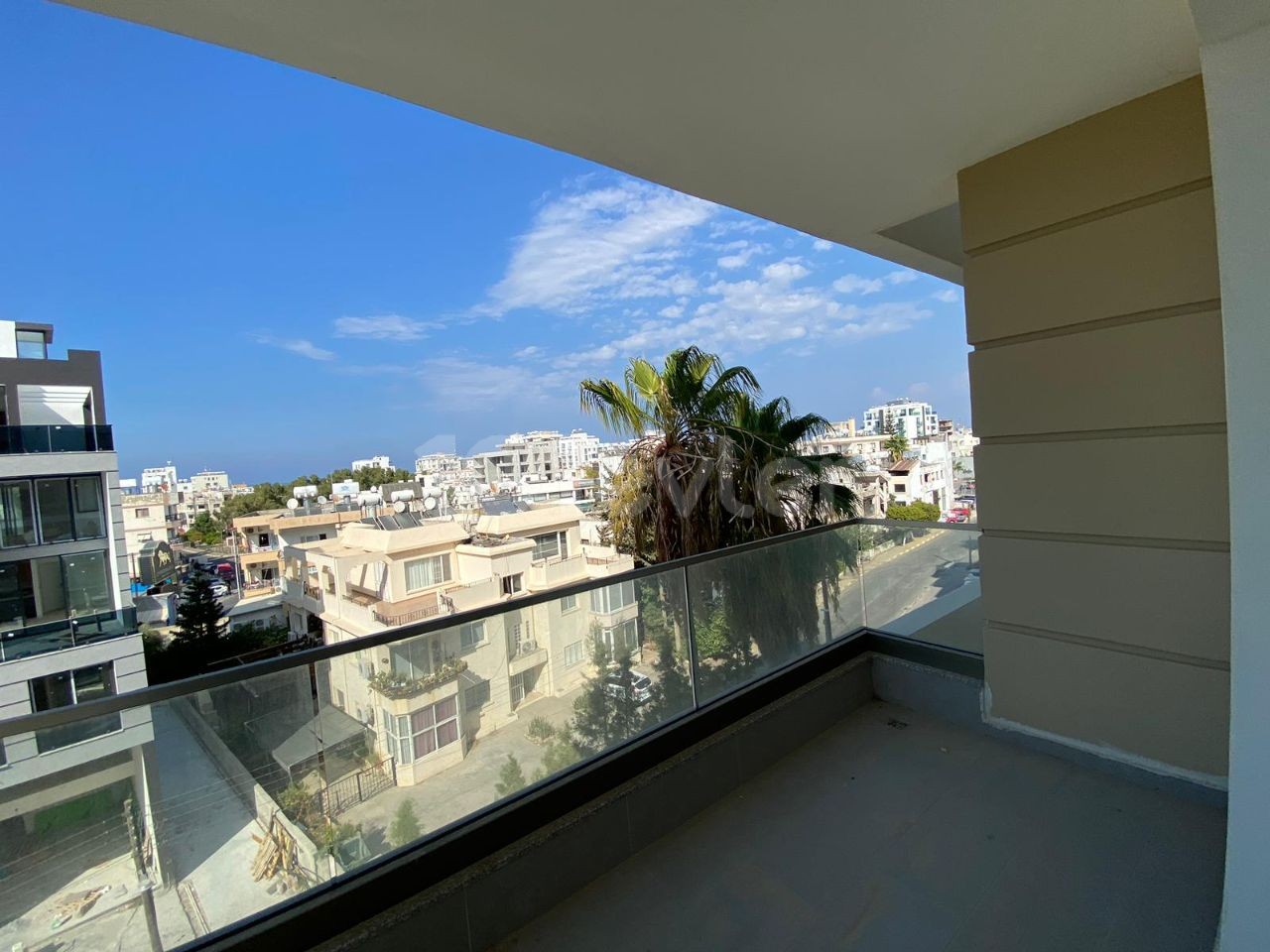 3+1 NEW FLAT FOR SALE IN KYRENIA CENTER