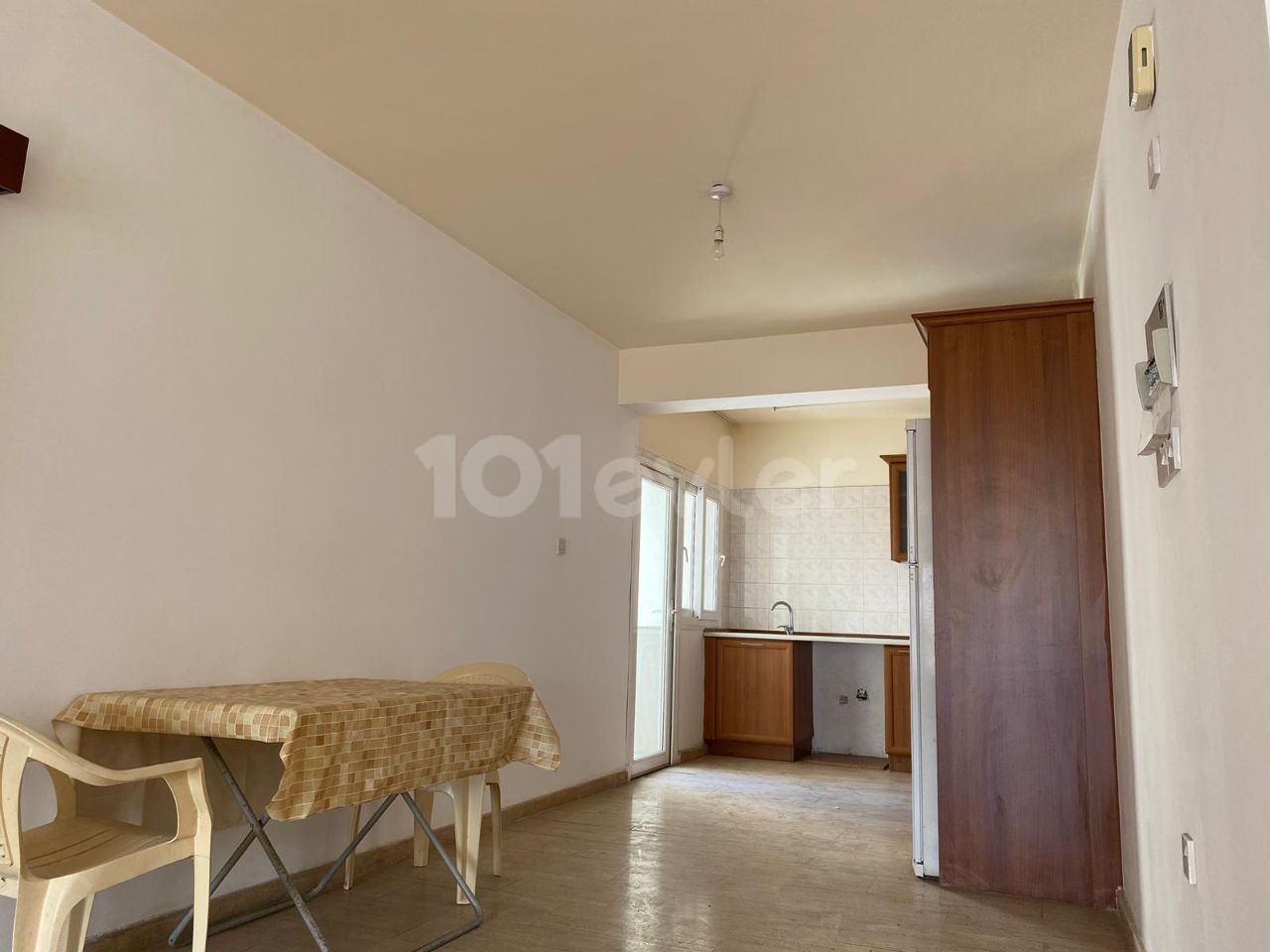 2+1 Flat For Sale In Kyrenia Center