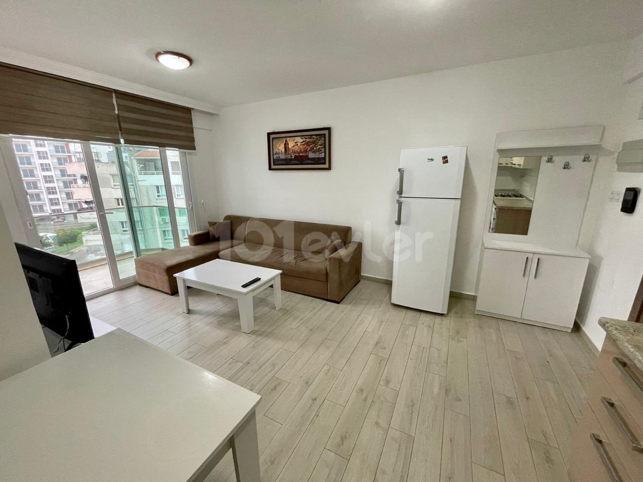 2+1 Flat For Sale In Kyrenia Center