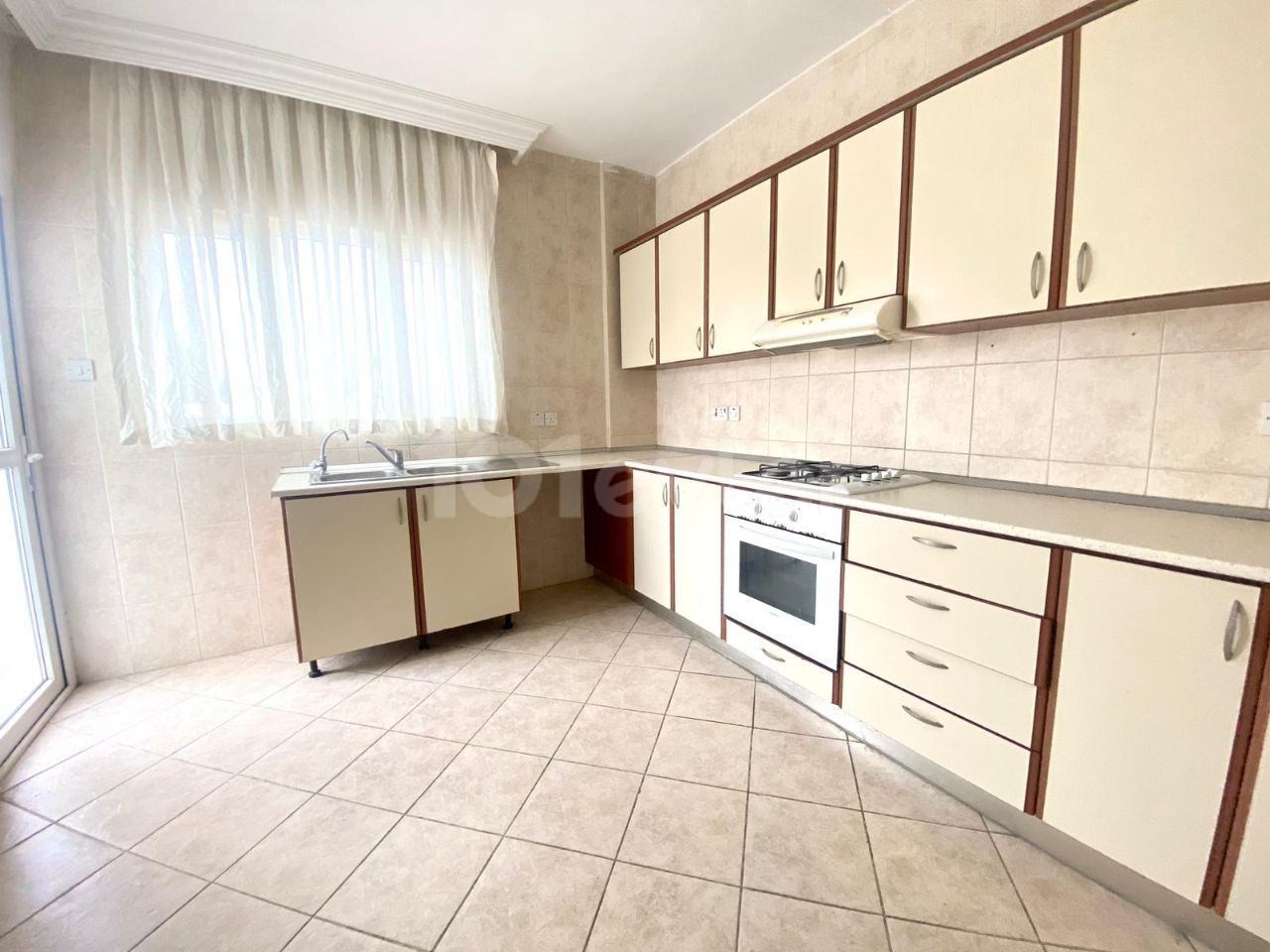 2+1 Furnished Flat For Rent In Upper Girne