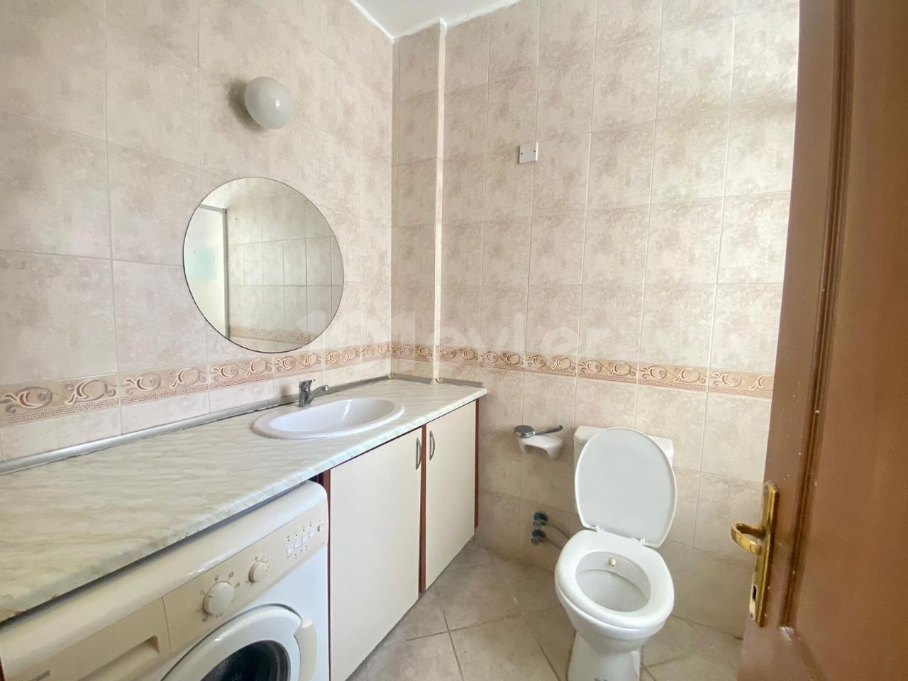 Yukarı Girne'de 2+1 Eşyalı Kiralık Daire