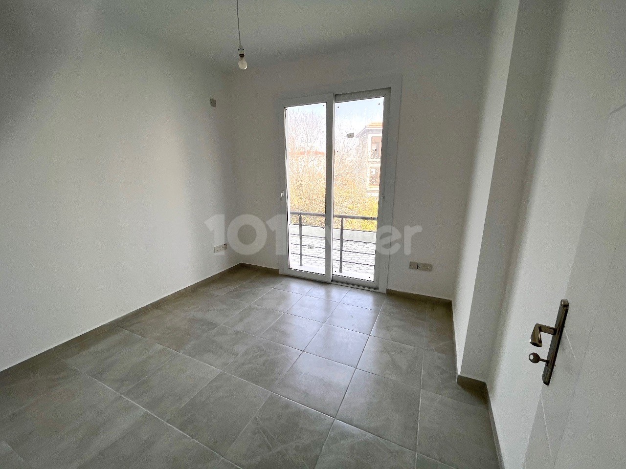 CIRNE LAPTA , NEWLY FINISHED READY , COMMUNAL POOL , 2+1 APARTMENT , CLOSE TO EVERYWHERE , SPACIOUS LIVING ROOM , MODERN KITCHEN CABINETS ,