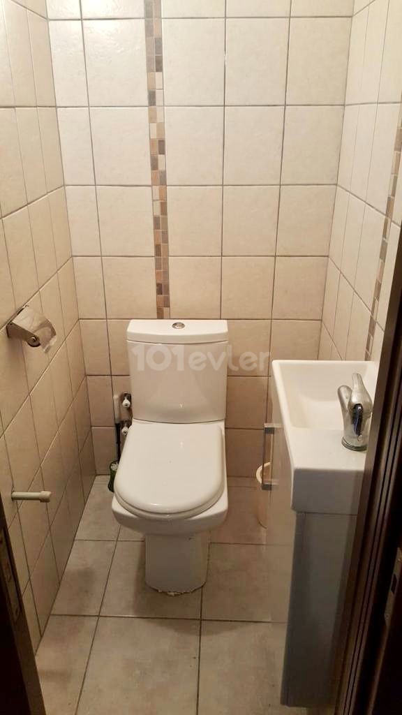 Flat To Rent in Yukarı Girne, Kyrenia