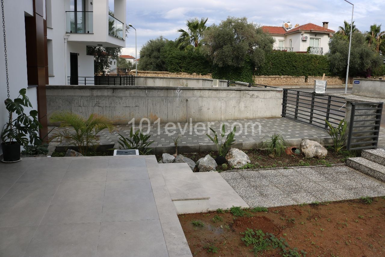 KYRENIA-OZANKÖY FINAL UNIVERSITY DISTRICT 2 + 1 PRIVATE VILLA ** 