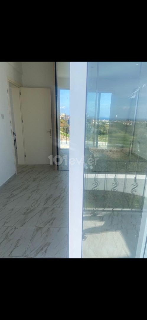 Şok fiyata 6+2 villa , Karşıyaka'da