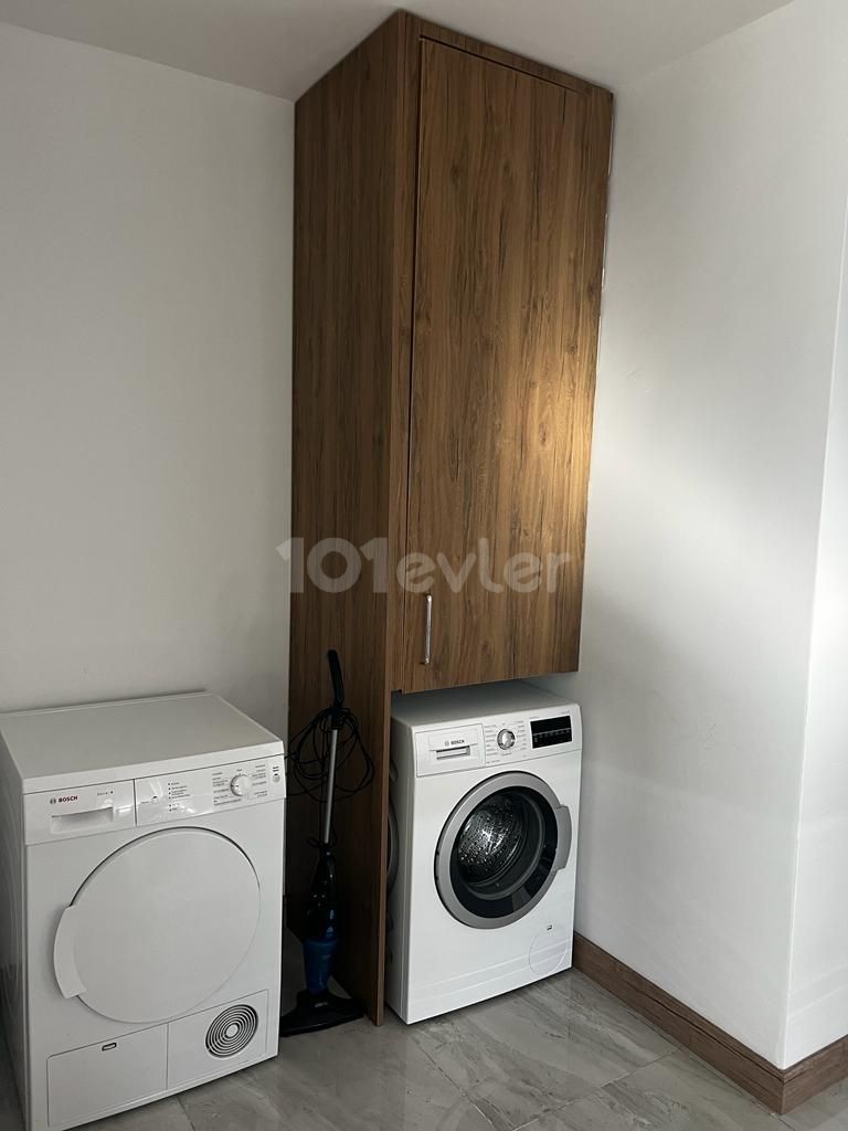 2-BEDROOM FLAT IN A WELL-KEEPED COMPLEX IN KYRENIA CENTER