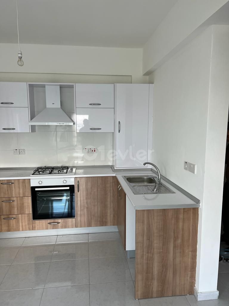 Flat To Rent in Küçük Kaymaklı, Nicosia