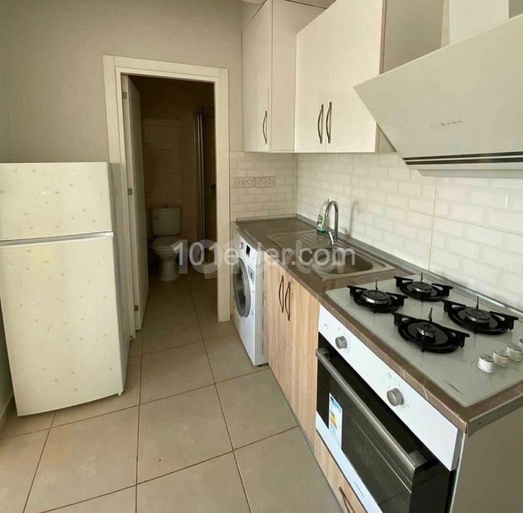 1+1 Flat For Rent in Gönyeli - Female Student Preferred (للبنات - شقة ١+١ للإيجار في الغونيلي)