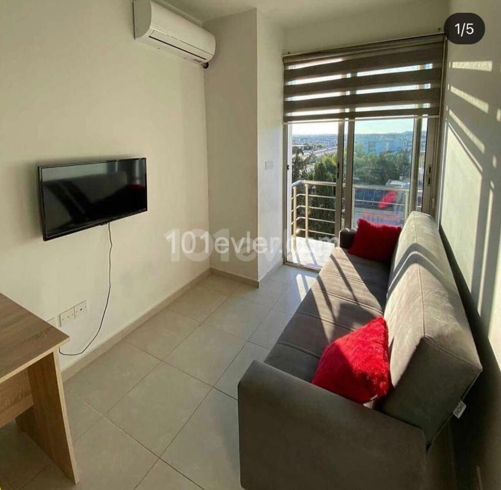 1+1 Flat For Rent in Gönyeli - Female Student Preferred (للبنات - شقة ١+١ للإيجار في الغونيلي)