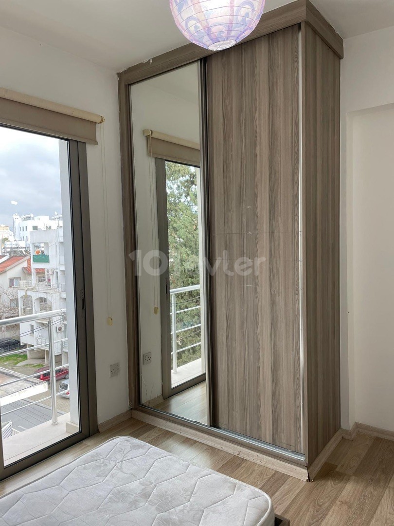 1+1 Flat for Rent in Girne, Near Lavaş (١+١ للايجار خلف مطعم لافاش)