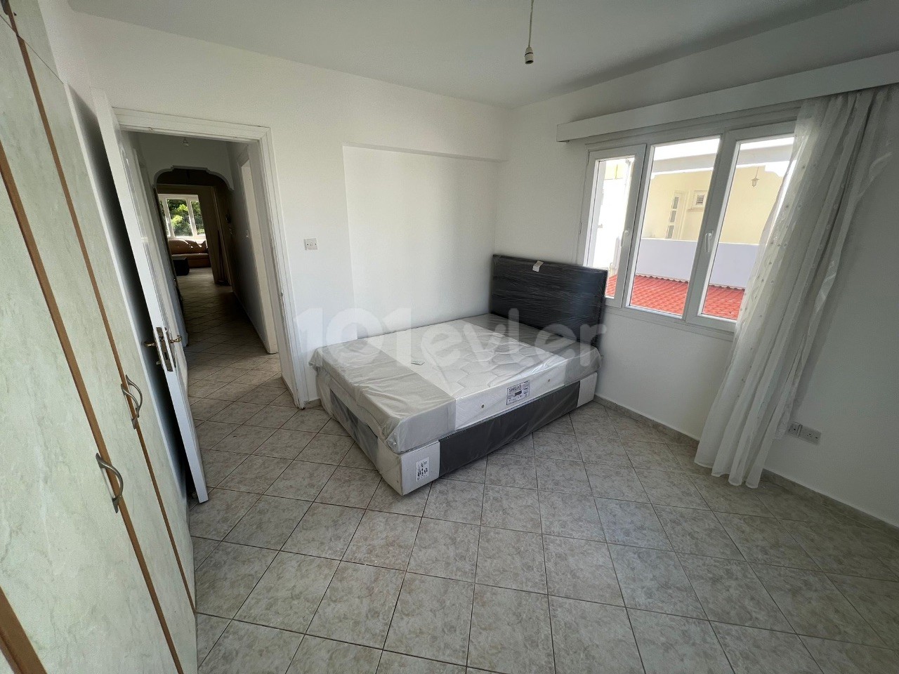 3+1 Flat for Rent in Girne, Behind Nusmarket   (١+٣ للايجار خلف نوسماركيت)