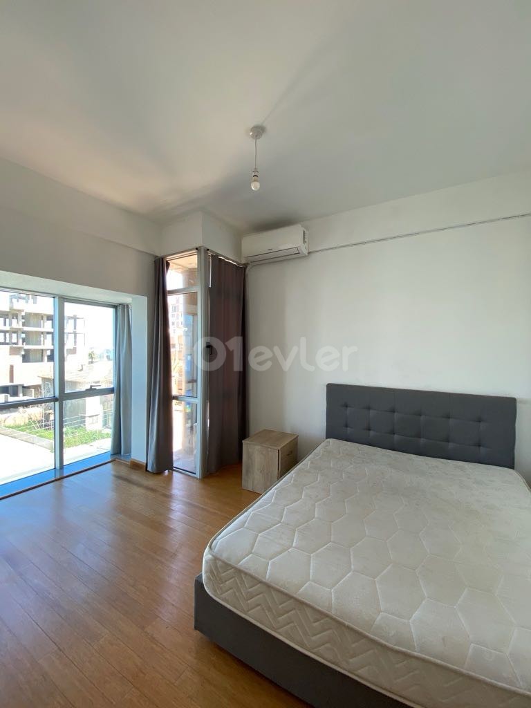 CLEAN 2+1  FOR RENT IN ORTAKOY JUST 2MINUTES AWAY FROM THE BUS STOP AND MARKET