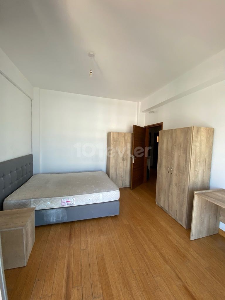 CLEAN 2+1  FOR RENT IN ORTAKOY JUST 2MINUTES AWAY FROM THE BUS STOP AND MARKET