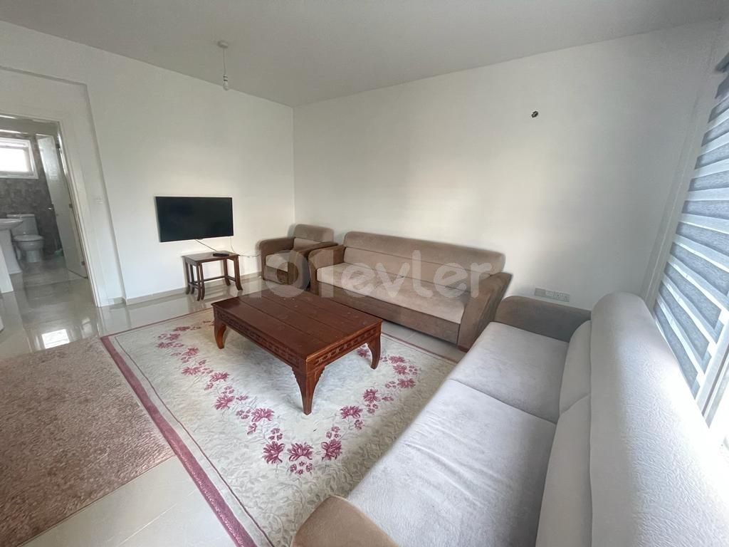 3 + 1 Apartment with Shared Pool for Rent in Alsancak, Kyrenia ** 