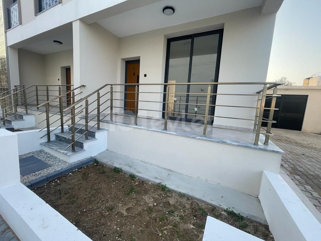 1+1 Flats For Sale In Girne Karaoğlanoğlu Within Walking Distance To The Sea