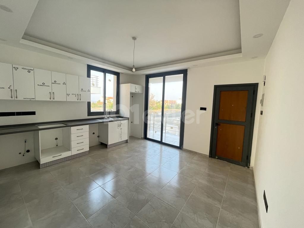 1+1 Flats For Sale In Girne Karaoğlanoğlu Within Walking Distance To The Sea