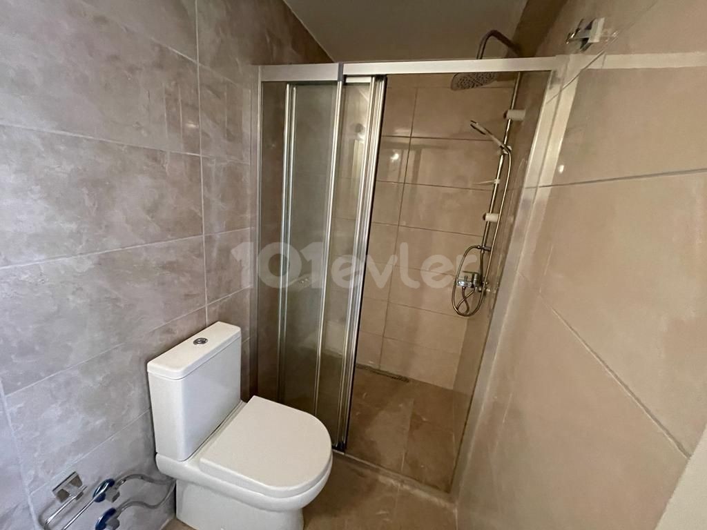 Girne Alsancak da Ortak Havuzlu Site İçerisinde Kiralık 2+1 Full Eşyalı Daire 