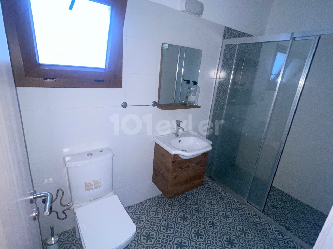 1+1 Fully Furnished Opportunity Flat for Sale in Girne Karaoğlanoğlu, Close to Girne American University