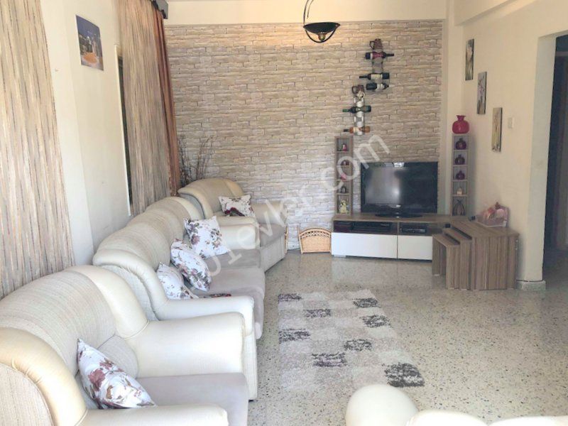 LEFKOŞA KERMİYA'DA SATILIK ZEMİN KAT DAİRE 