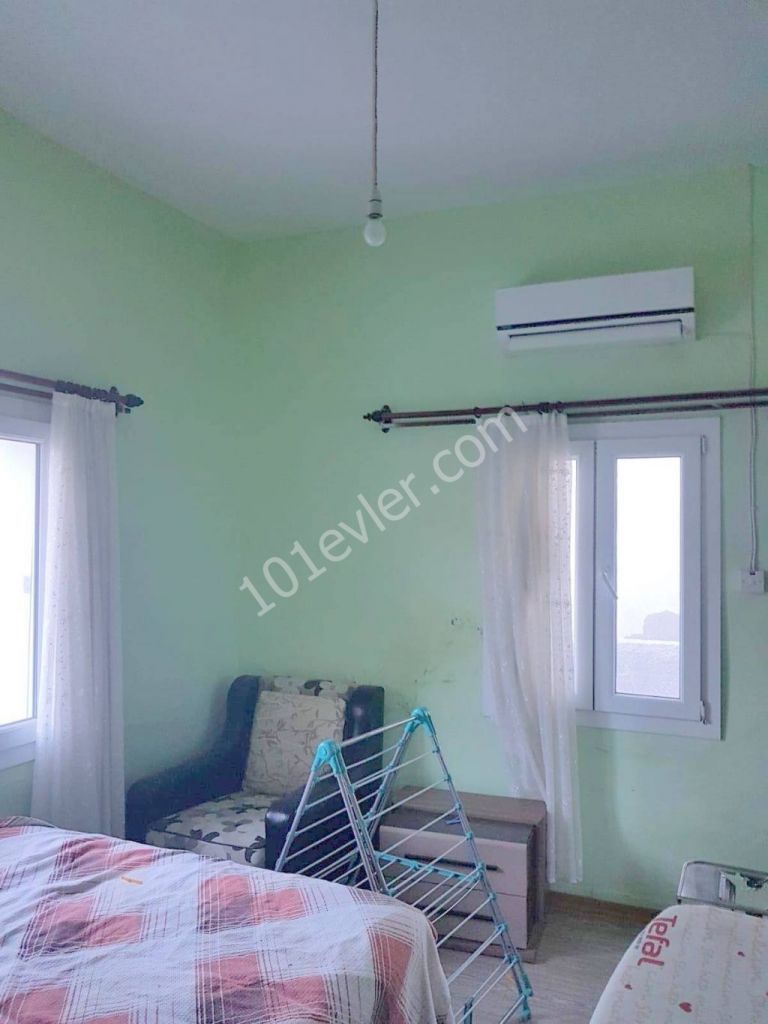 Detached House For Sale in Alayköy, Nicosia