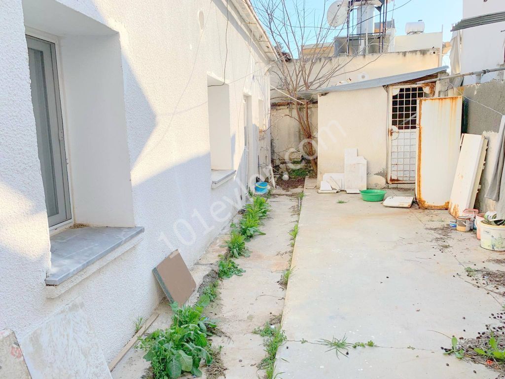 Detached House For Sale in Alayköy, Nicosia