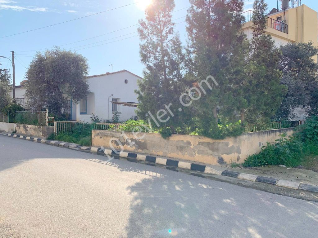 Detached House For Sale in Alayköy, Nicosia